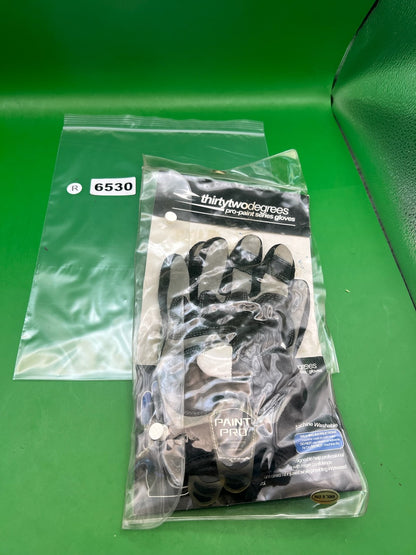 Thirty Two Degrees Pro-Paint Series Gloves Black Small