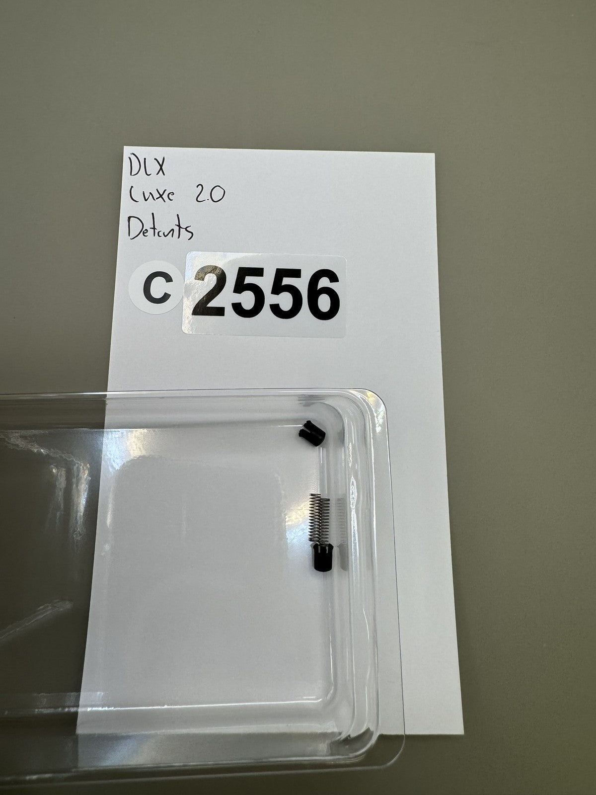 DLX Luxe 2.0 Detents