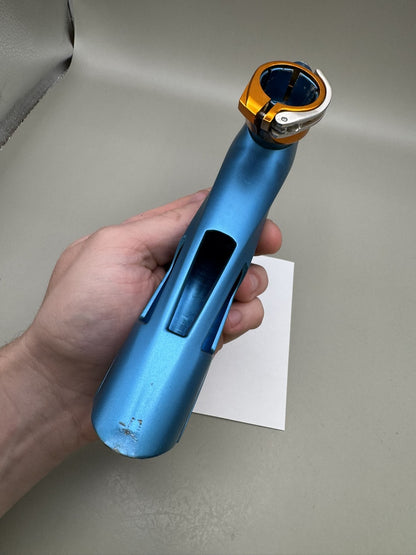 Dye DM12
