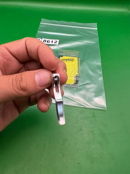 Infamous CS3 Deuce Trigger Type R Silver Fits CS2 GEO R5