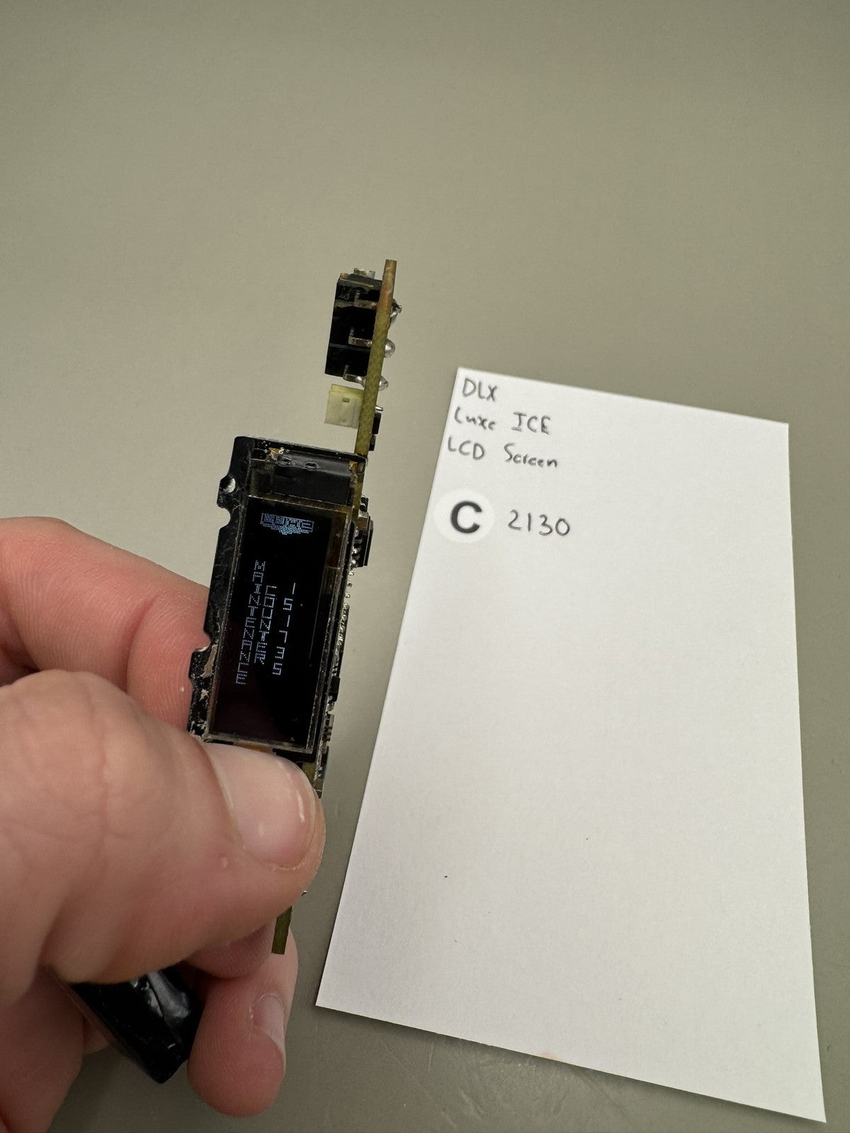 DLX Luxe ICE LCD Screen