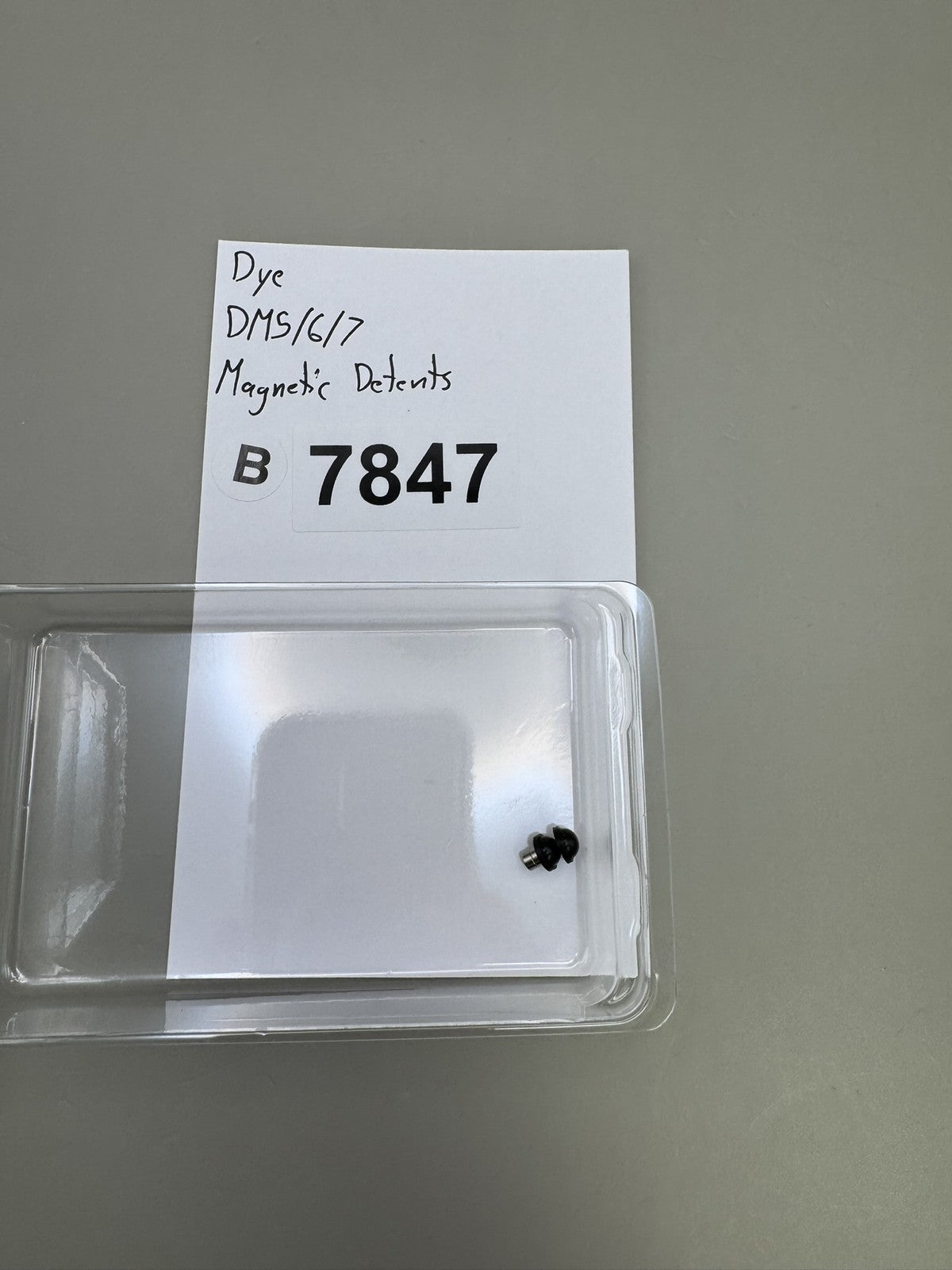 Dye DM5 DM6 DM7 Magnetic Detents Black