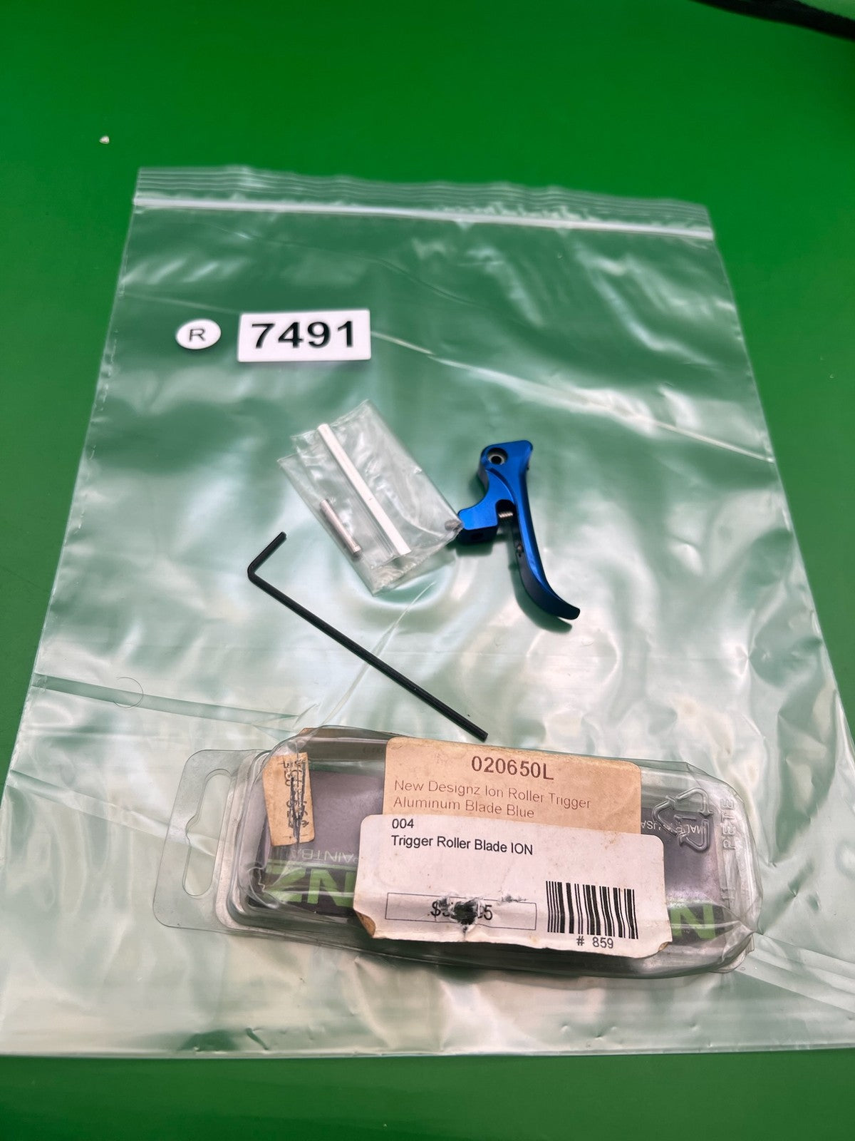 New Designz NDZ Ion Roller Trigger Aluminum Blade Blue