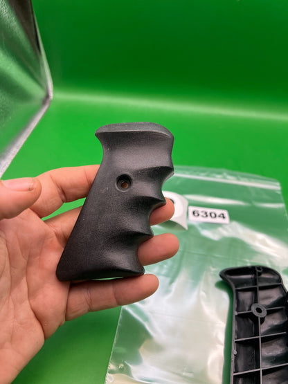 Single Hole Automag Grips - used paintball grip panels - black