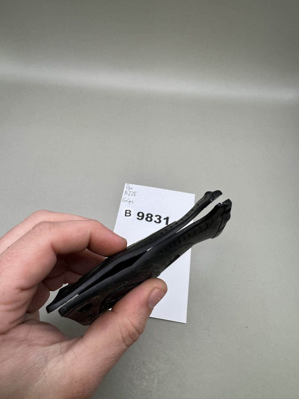 Dye Rize Grips