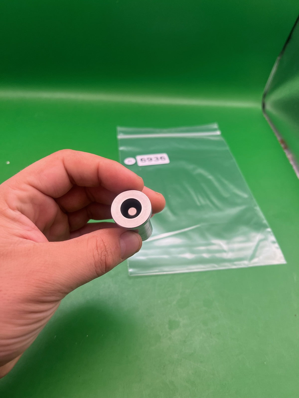 Automag Bolt