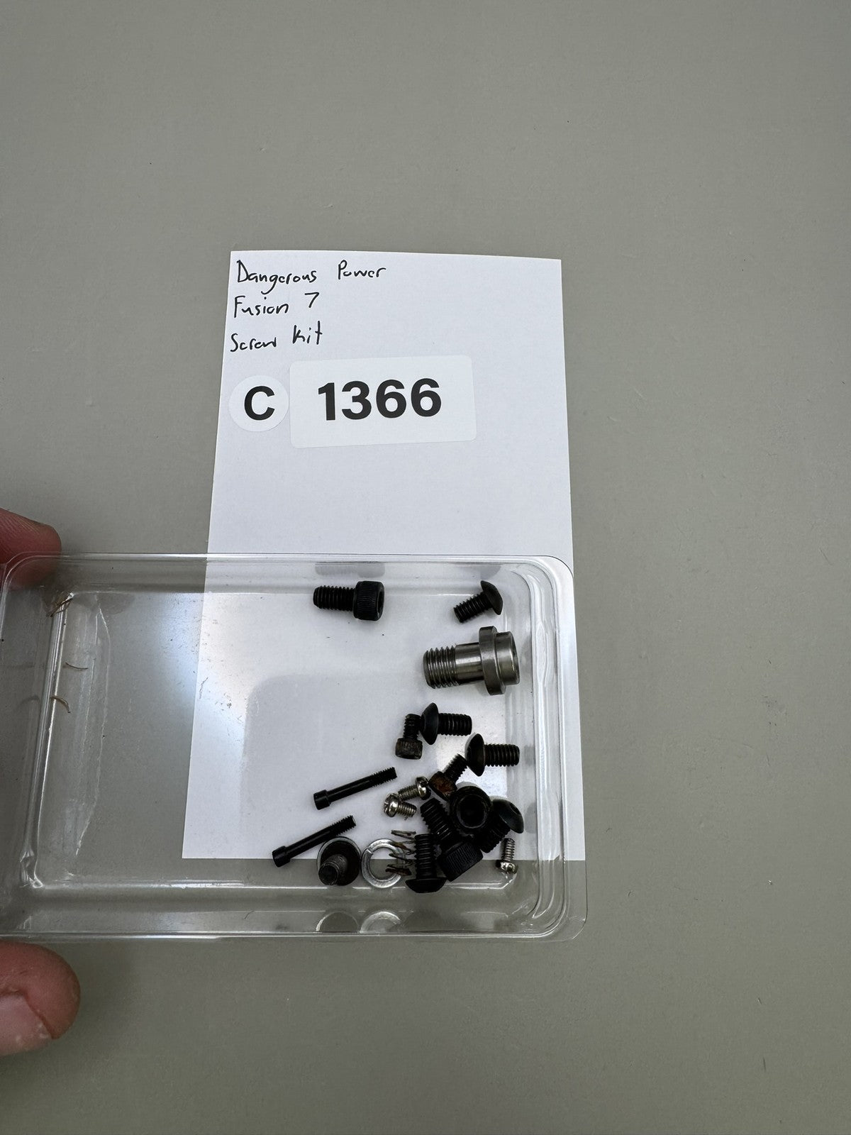 Dangerous Power Fusion 7 Screw kit