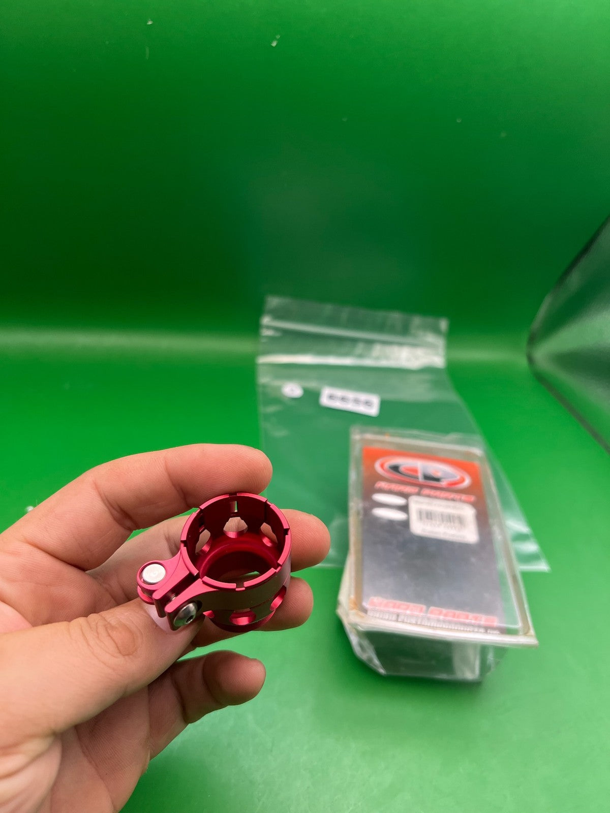 CP Custom Products Dye Feedneck Clamping Red