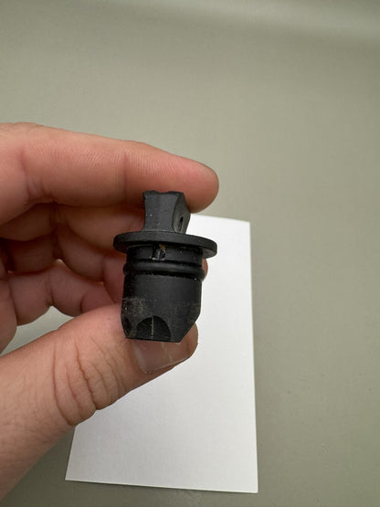 AGD Automag Power Feed Plug