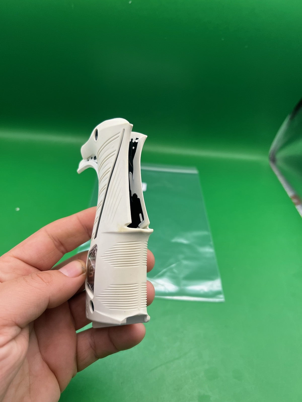 Planet Eclipse Ego Grip Panels White Black
