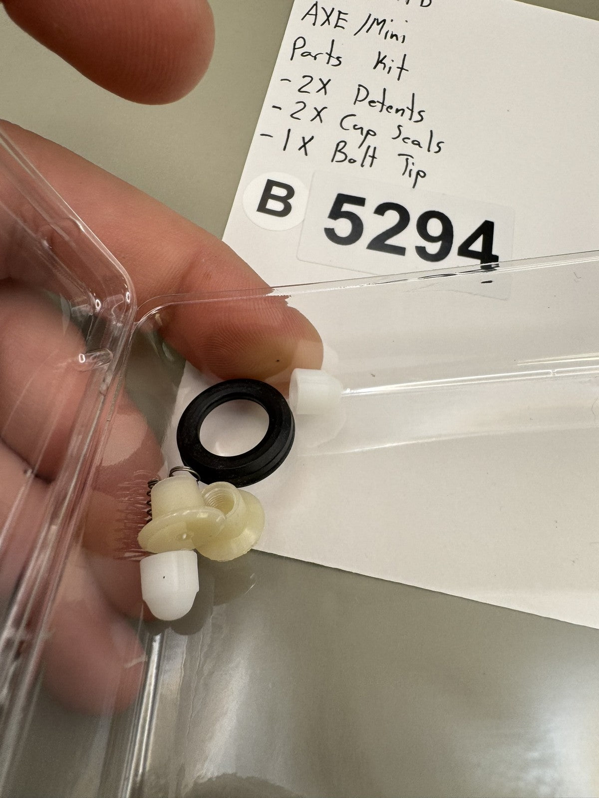 Empire PB AXE /Mini Parts Kit - 2X Detents - 2X Cup Seals - 1X Bolt Tip