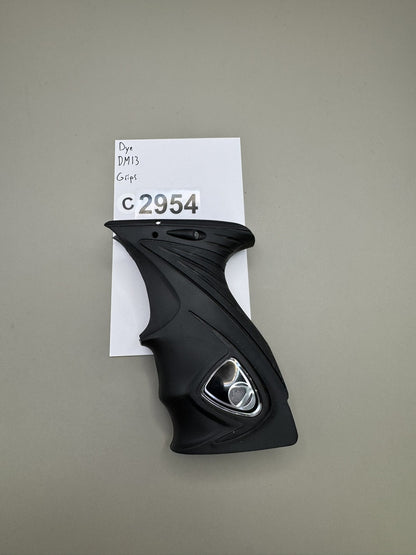 Dye DM13 Grips