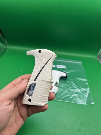 Planet Eclipse Ego Lv1.6 Grip Panels White Black