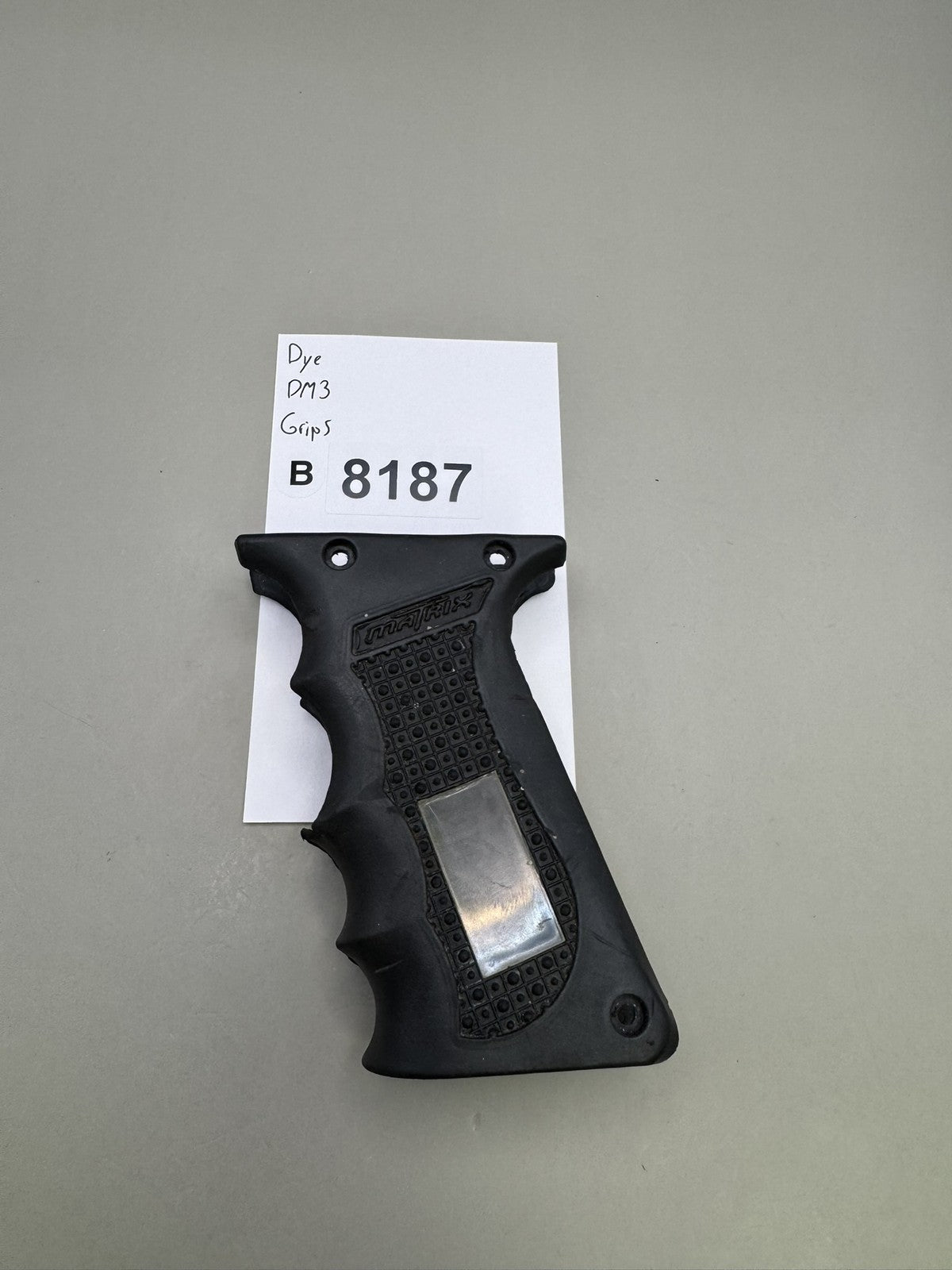 Dye DM3 Grips