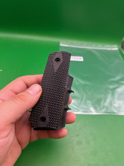 Smart Parts 1911 45 Style Grip Panels Black Checkered Rubber Paintball Grips