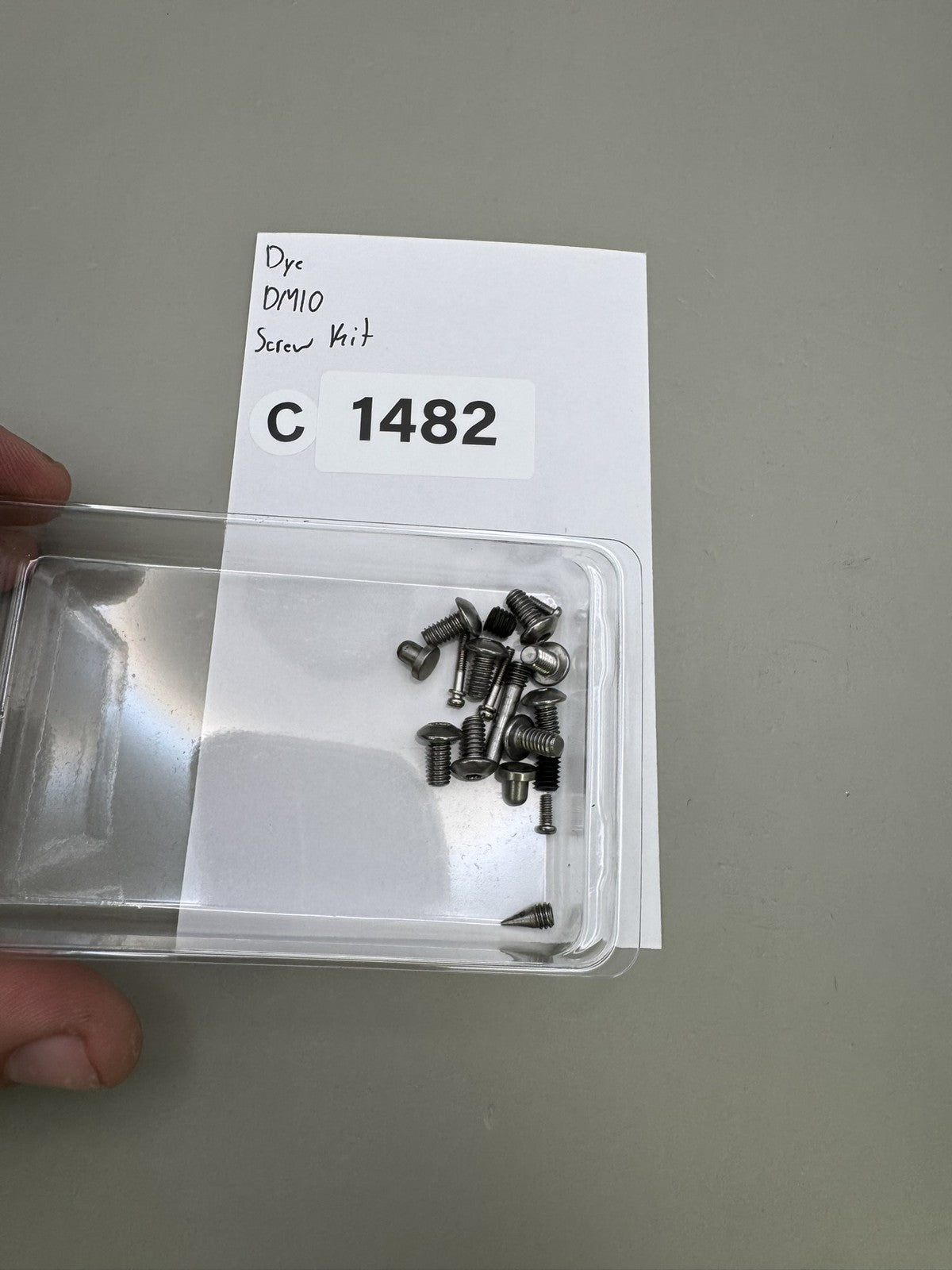 Dye DM10 Screw Kit