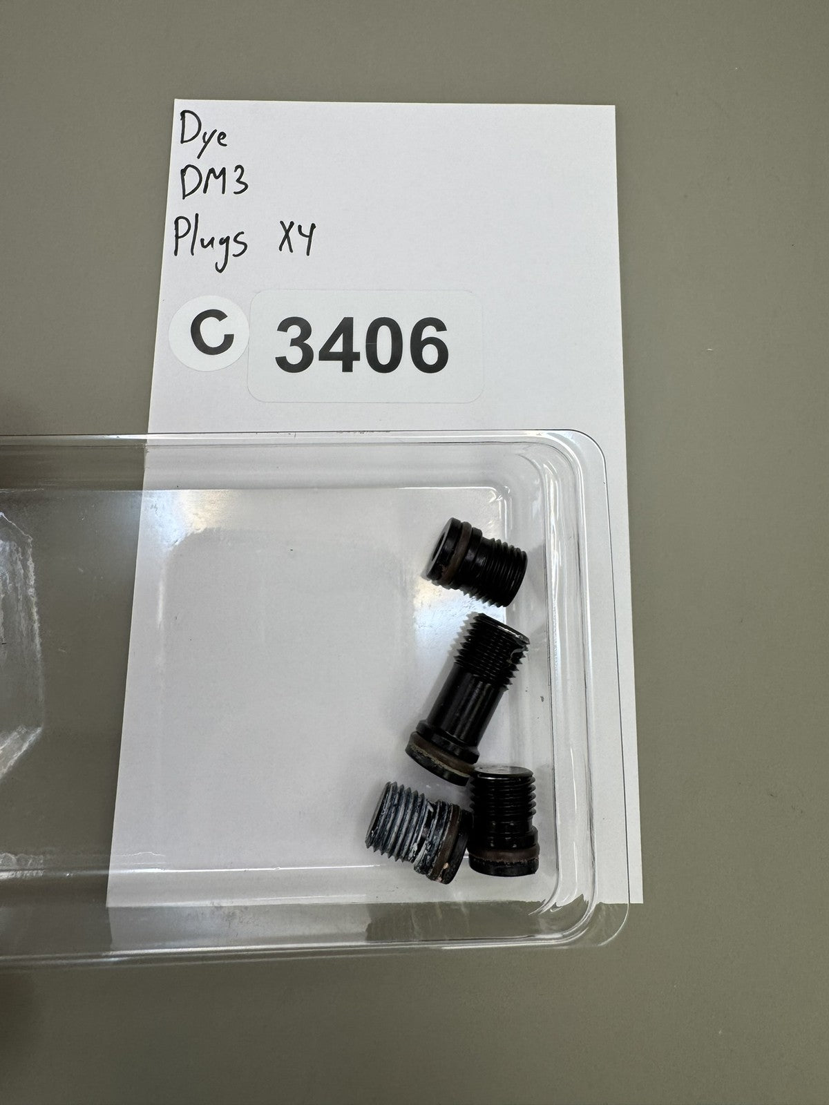 Dye DM3 Plugs X4