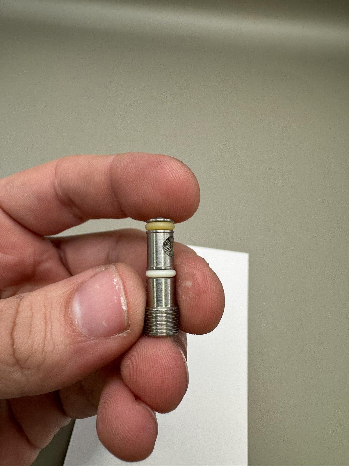 DLX Luxe 2.0 HPR Adjustment Screw