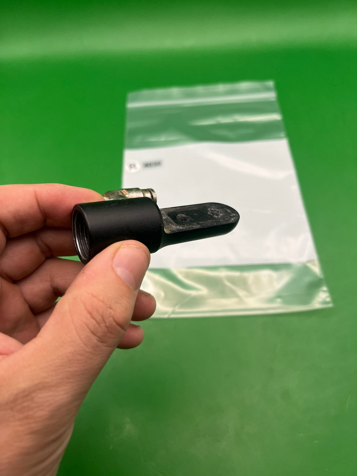 Vintage PB Duck Bill ASA Matte Black Bottomline Air Source Adapter
