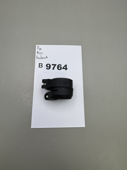 Dye Rize Feedneck