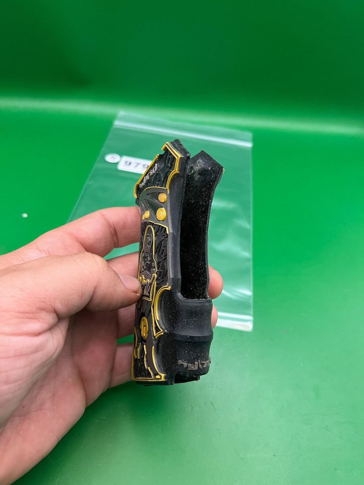 Proto/Dye Hybrid PM7 Grips Black