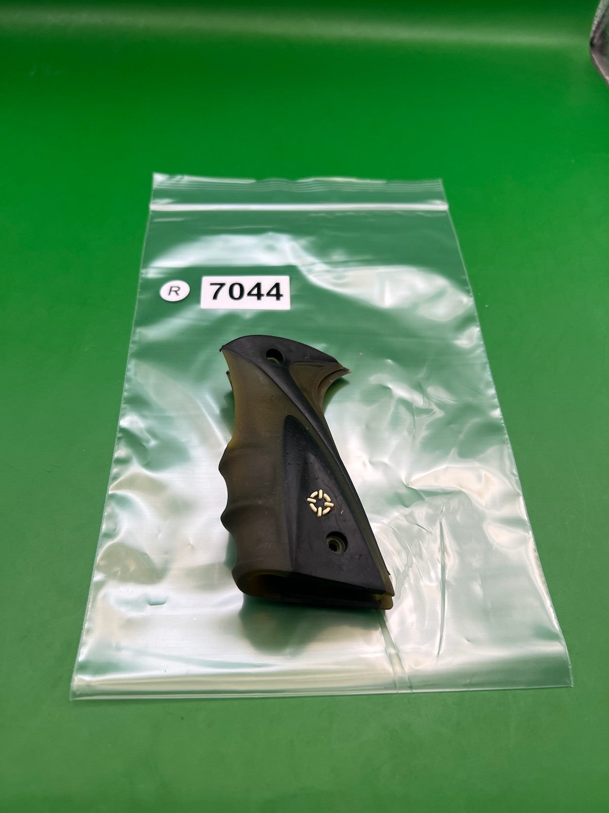 Smart Parts Grips
