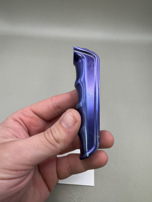 DLX Luxe ICE Foregrip Plate