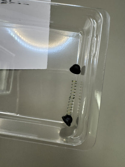 Dye DM6 Detents