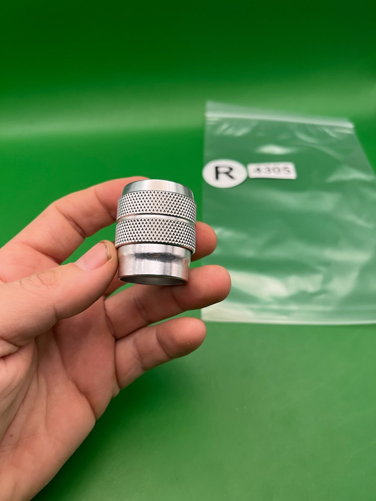 Bob Long Intimidator Locking Feedneck Chrome Silver Knurled Aluminum
