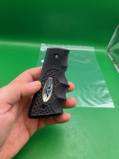 32 Degrees 1911/45 Style Rubber Grip Panels Black Sticky Grips