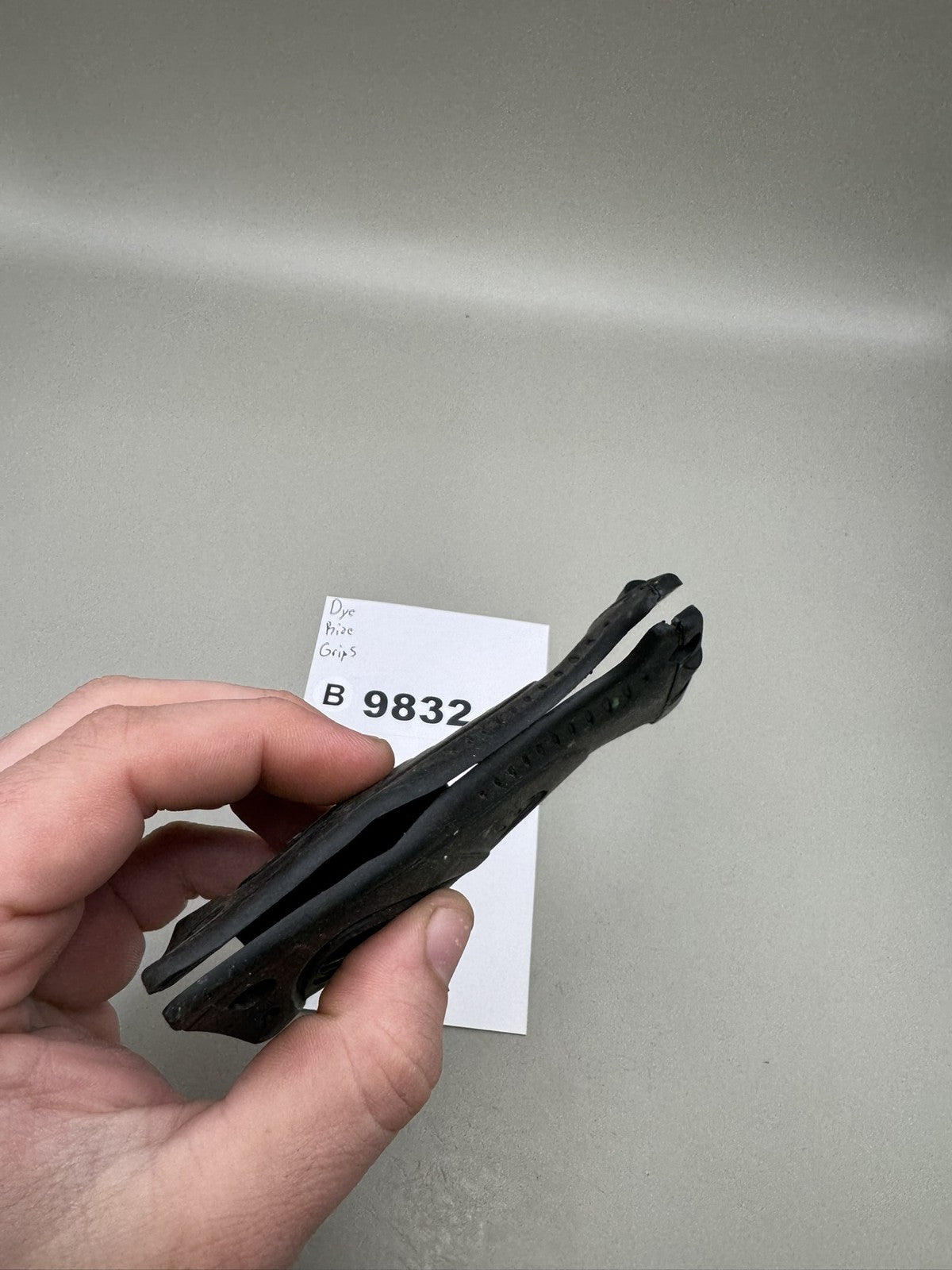 Dye Rize Grips