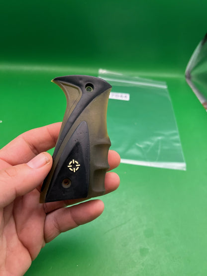 Smart Parts Grips