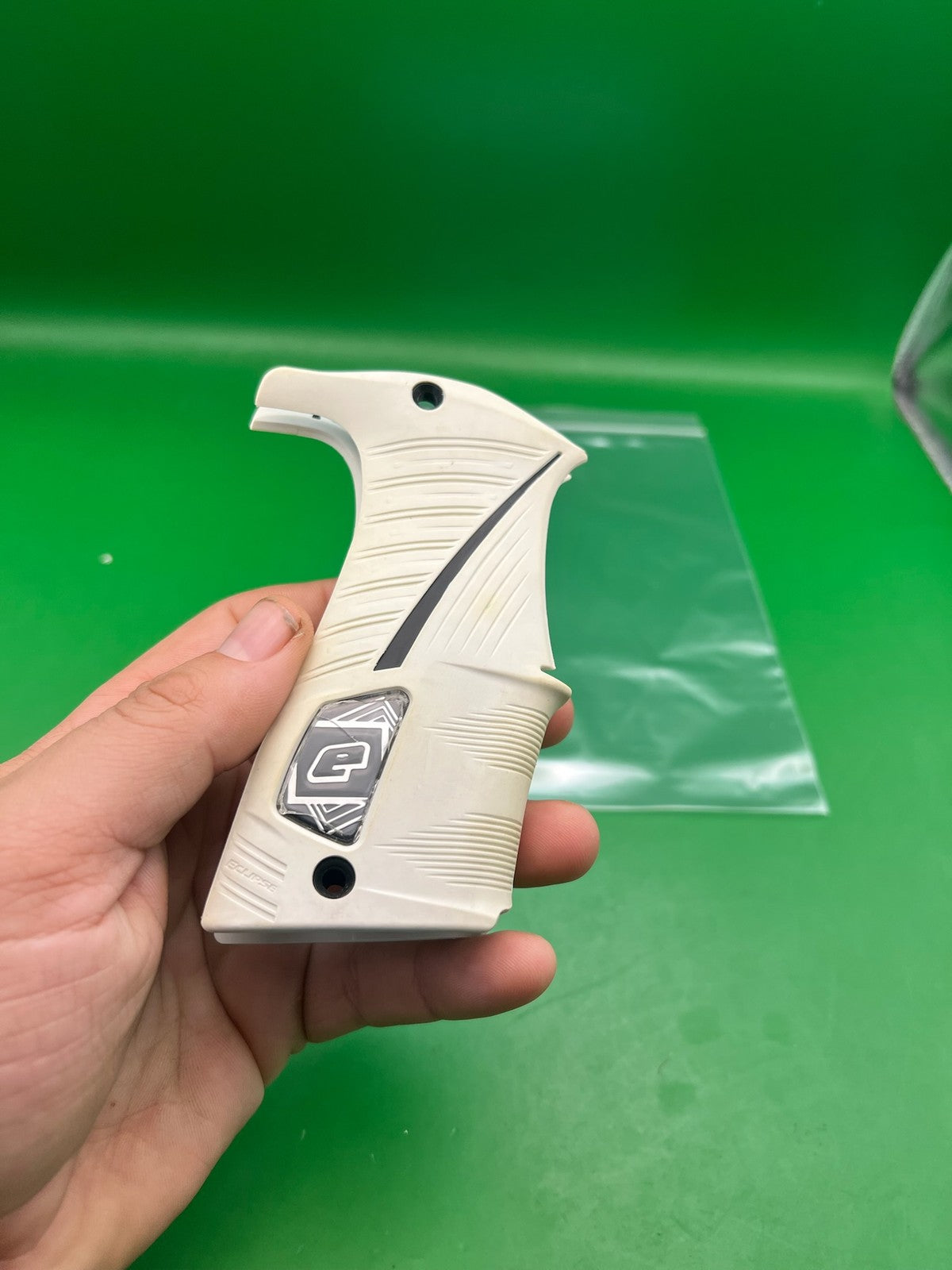 Planet Eclipse Ego LV1 Grip White Black