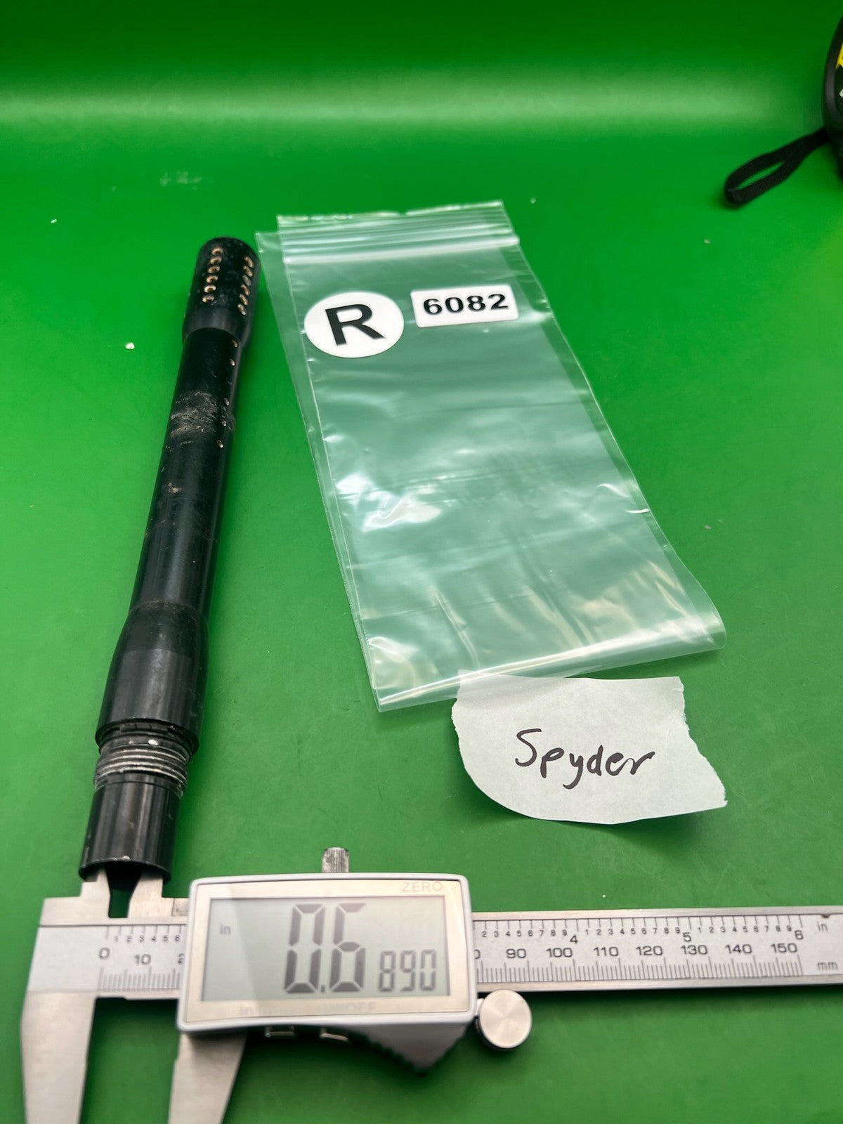 Spyder Barrel One-Piece 9.5" .689 Black - used paintball barrel - black