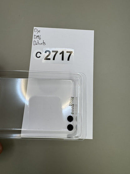 Dye DM6 Detents
