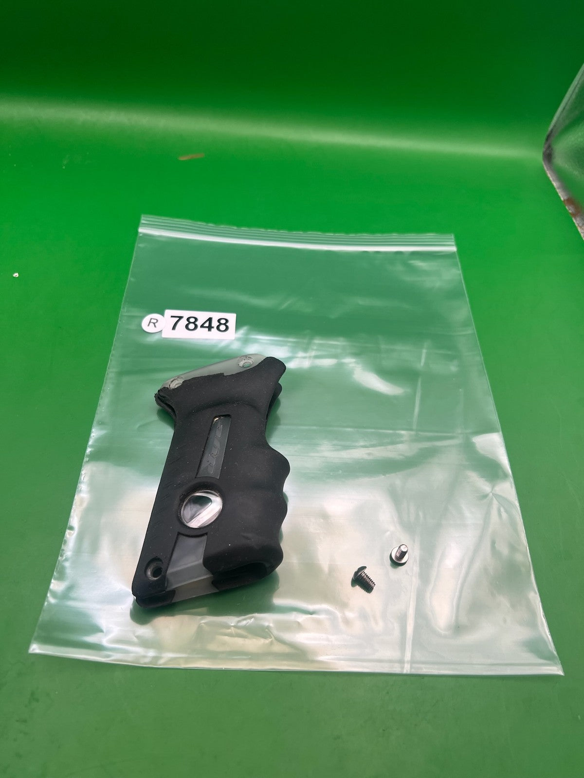 Dye DM Sticky Grips