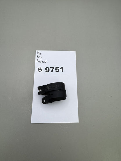 Dye Rize Feedneck
