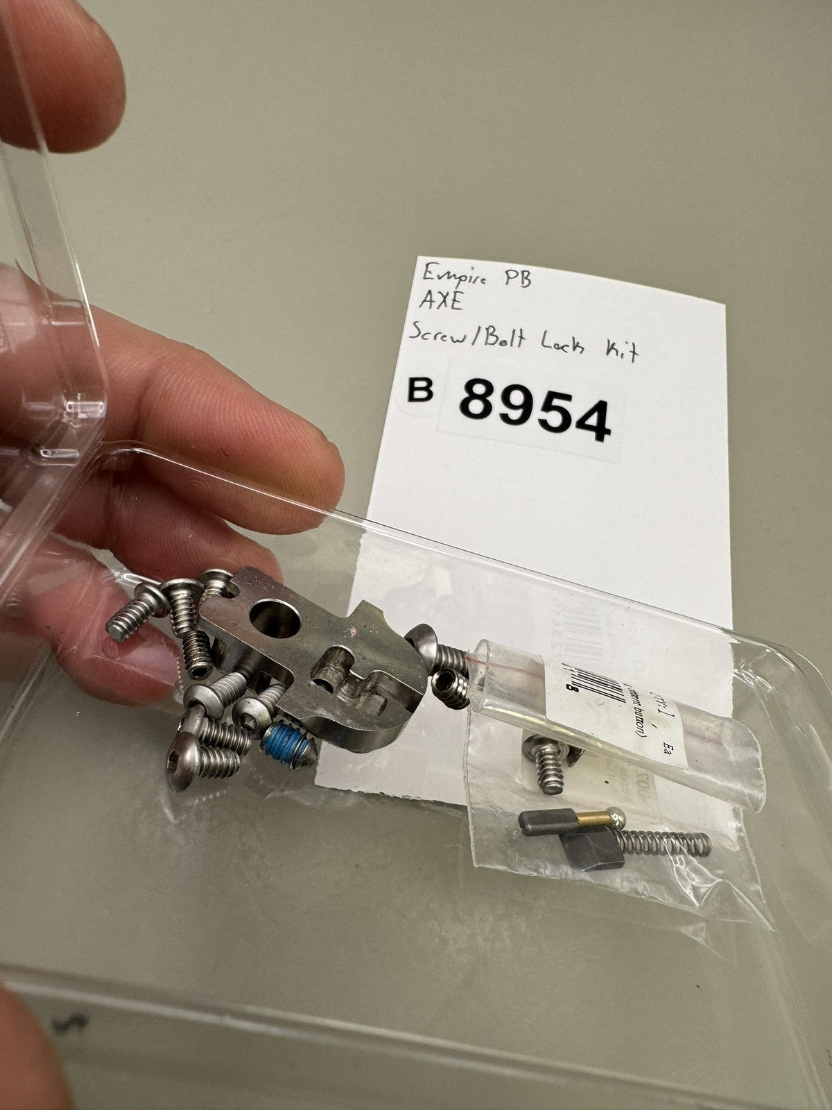 Empire PB AXE Screw/Belt Lock Kit