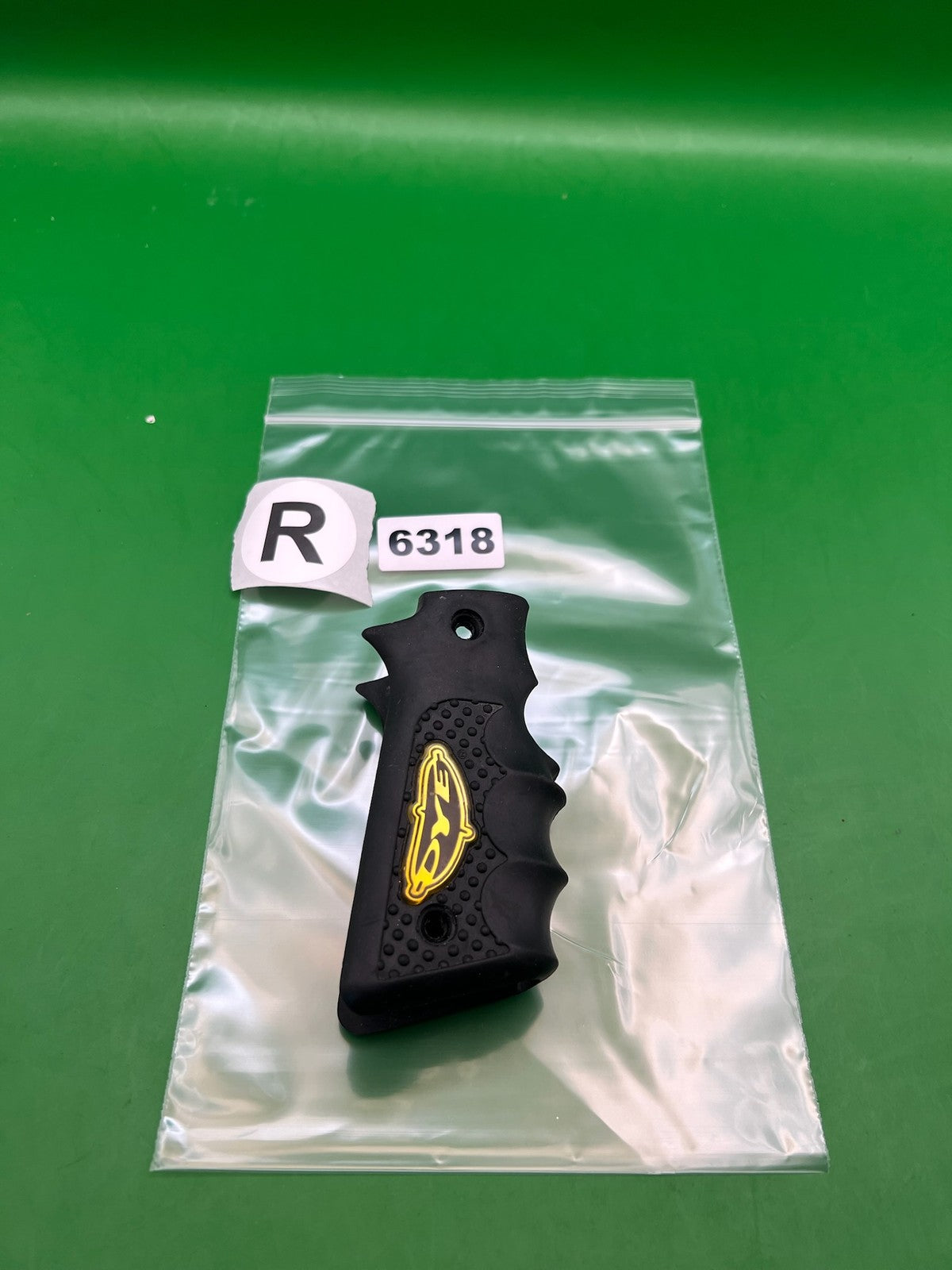 Dye 45 Grips - used paintball grip panel - black/yellow