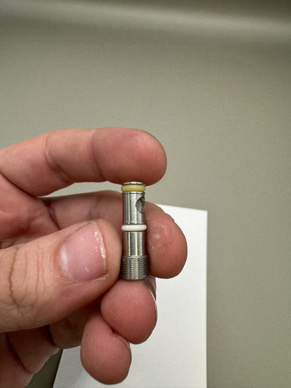 DLX Luxe 2.0 HPR Adjustment Screw