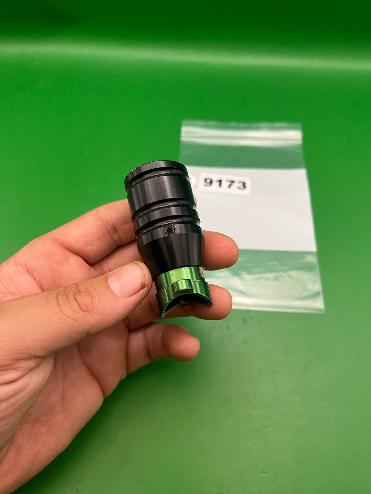 Java Paintball Gear Spyder  Aluminum Feedneck Black Green Clamping Feed Adapter