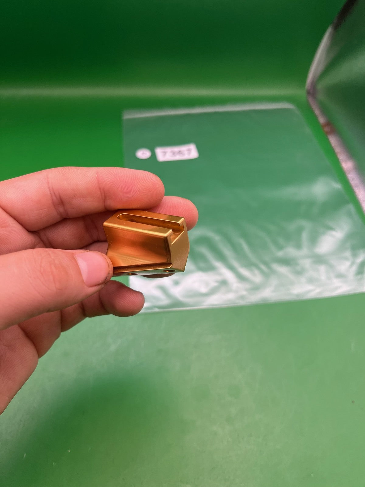 Gold Lukes Angled Rail