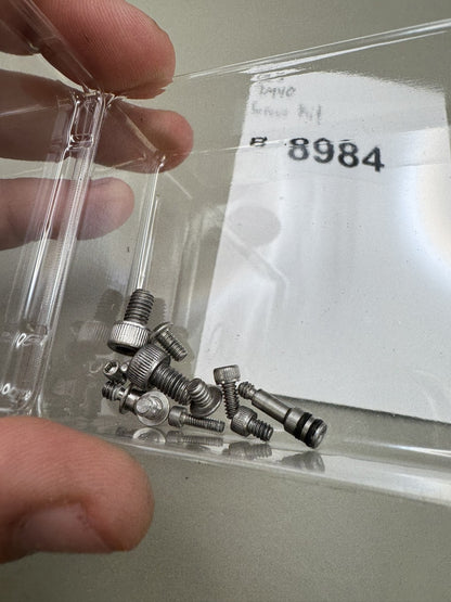 DLX TM40 Screw Kit