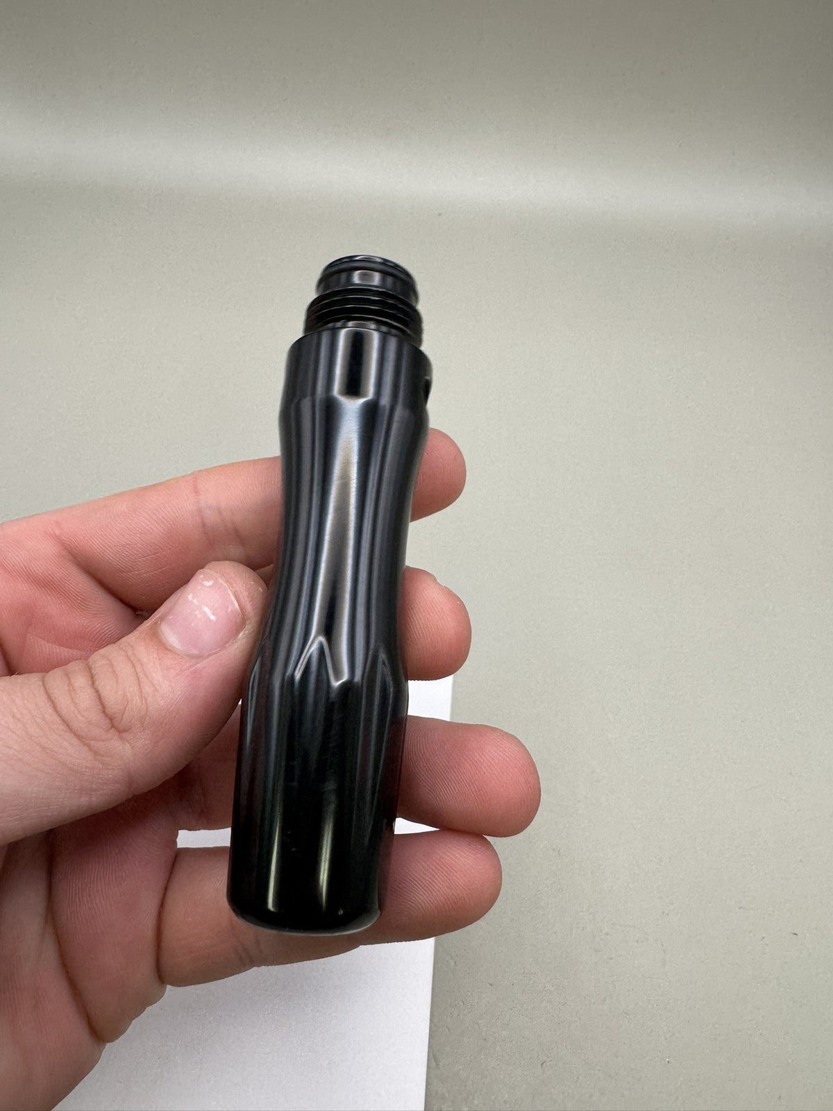 Custom Products Gas Through Grip