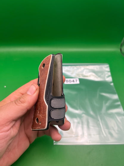Hybrid 1911/45 Style Grips