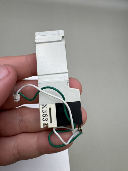 Dye DM3 Solenoid White