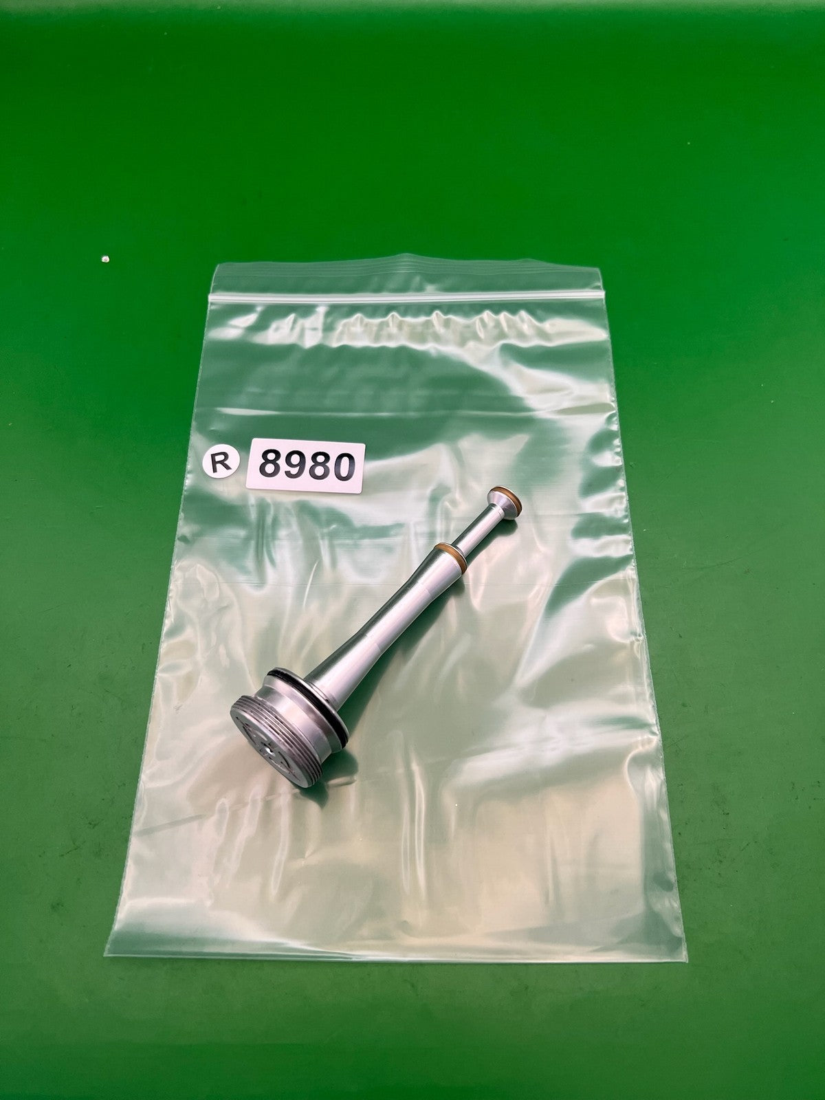 Smart Parts Shocker SFT NXT Bolt Guide Silver Aluminum HE Compatible