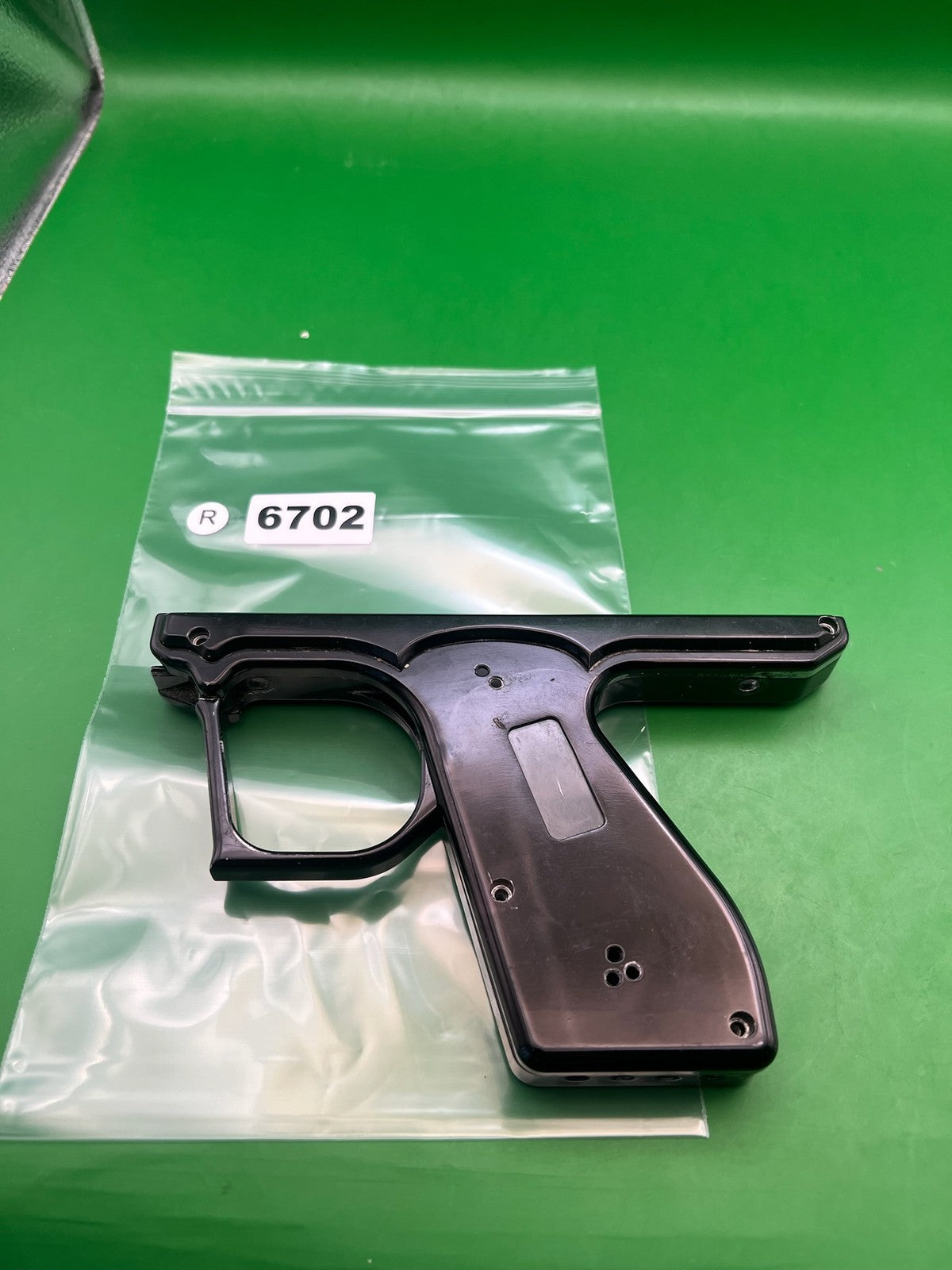 Bob Long 2k5 Intimidator Frame - used paintball grip frame - black
