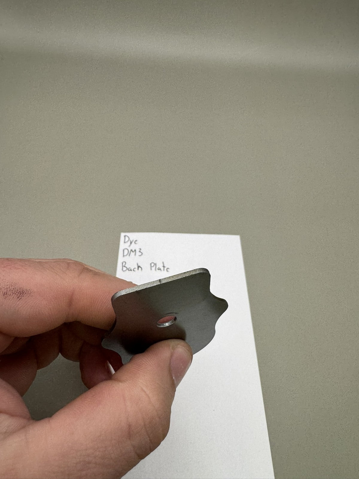 Dye DM3 Bach Plate