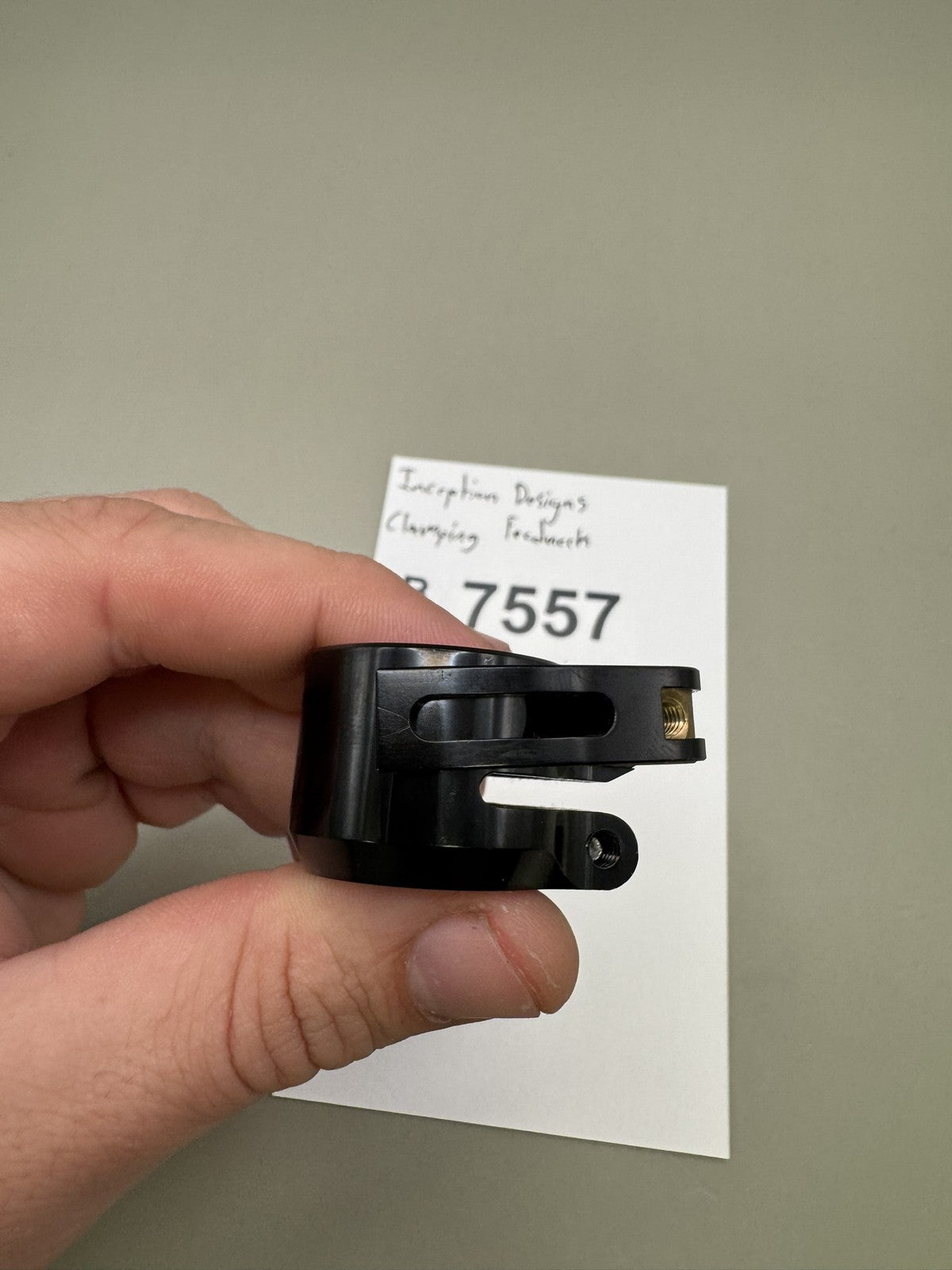 Inception Designs Clamping Feedneck Black